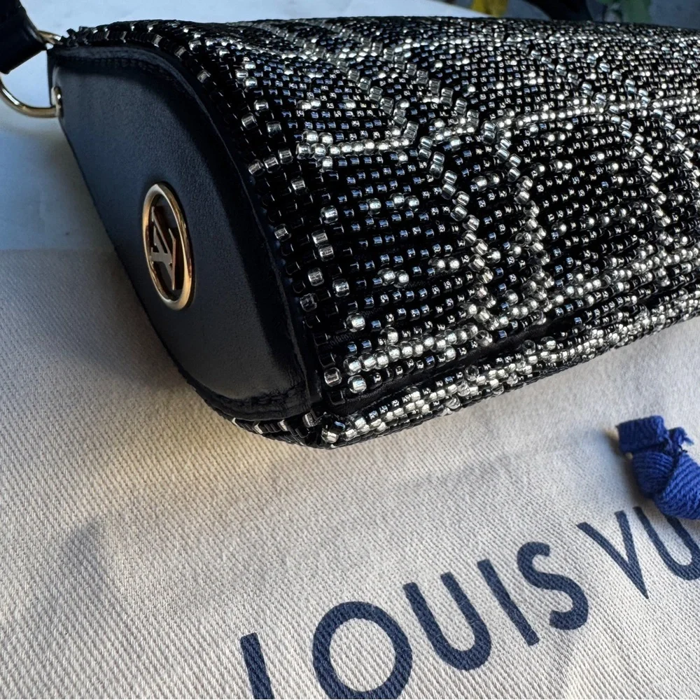 Louis Vuitton Beaded Pochette Tirette Shoulder Bag